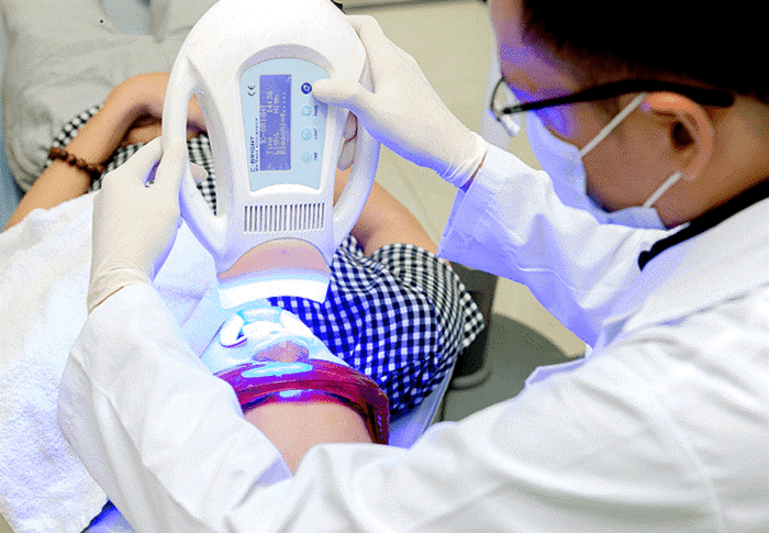Chọn nha khoa uy tín để tẩy trắng răng an toàn